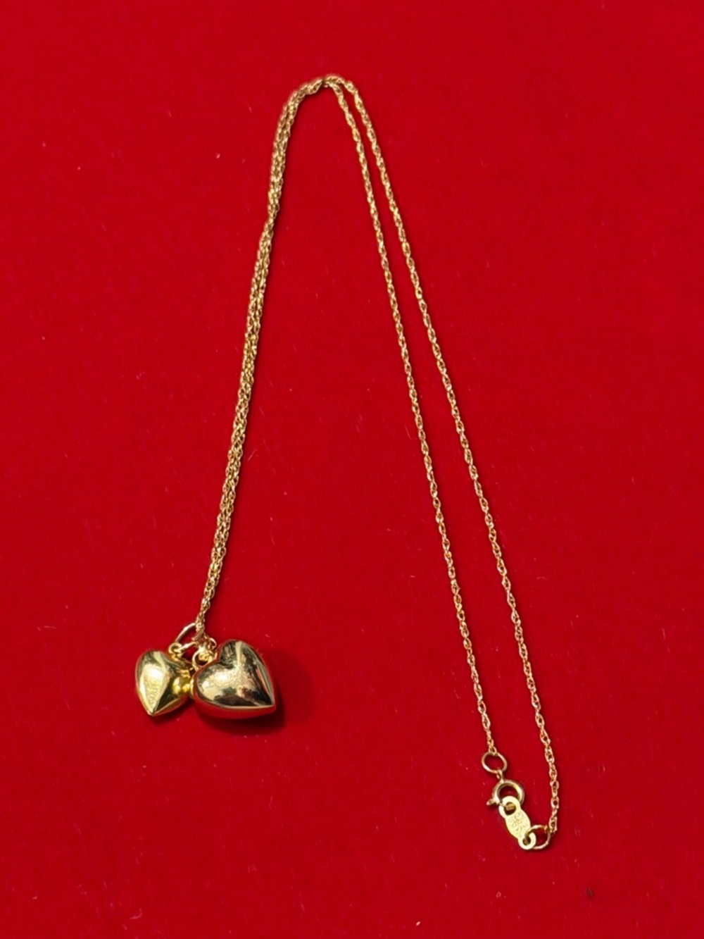 14k Gold Hearts Necklace - Unbranded
